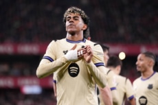 バルセロナFWラミン・ヤマル