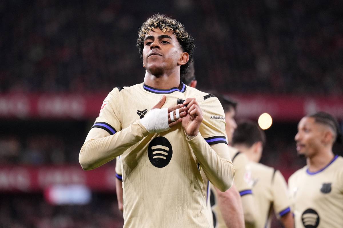 バルセロナFWラミン・ヤマル