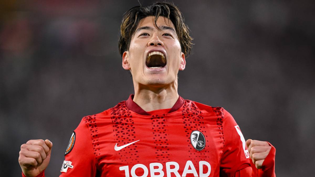 フライブルクMF鈴木唯人