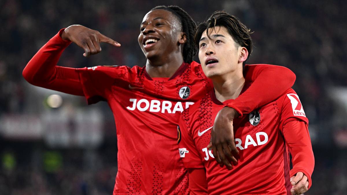 フライブルクMF鈴木唯人