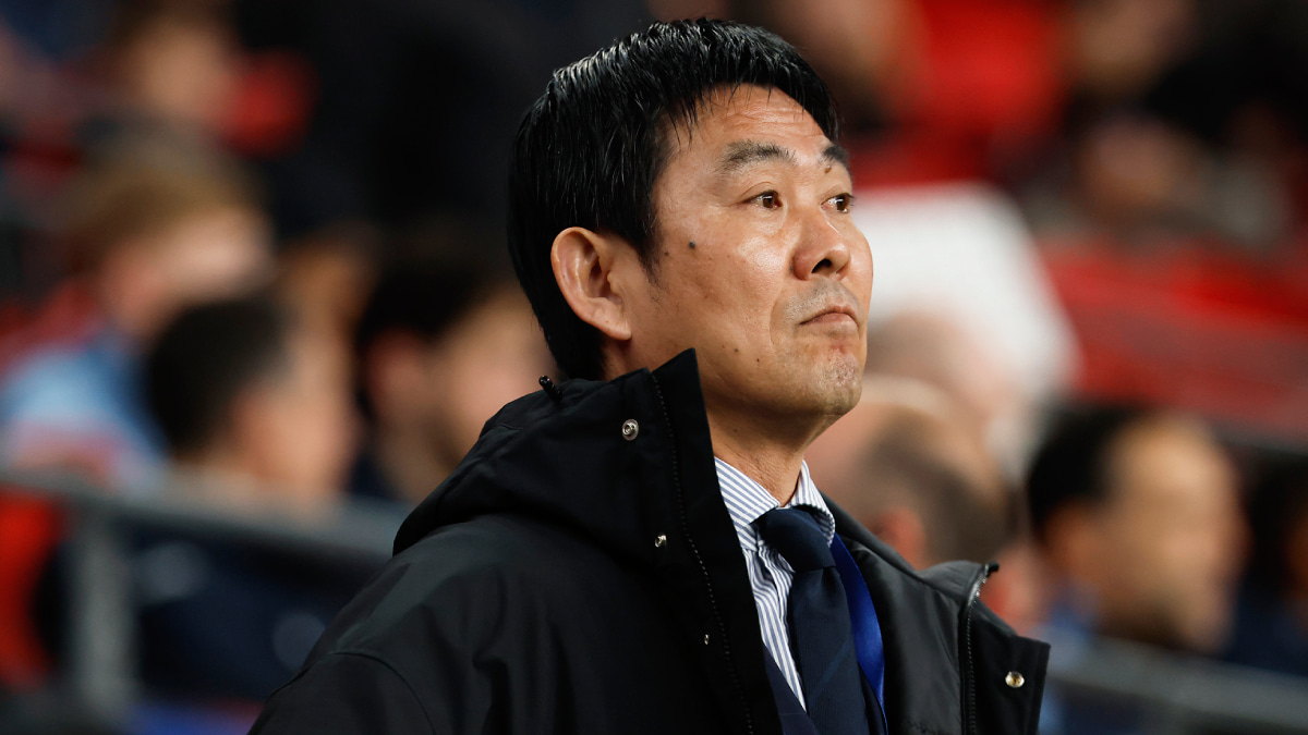 イングランド代表戦のサッカー日本代表 森保一監督