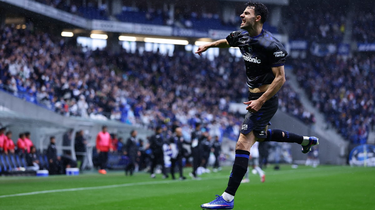 ガンバ大阪 デニス・ヒュメット