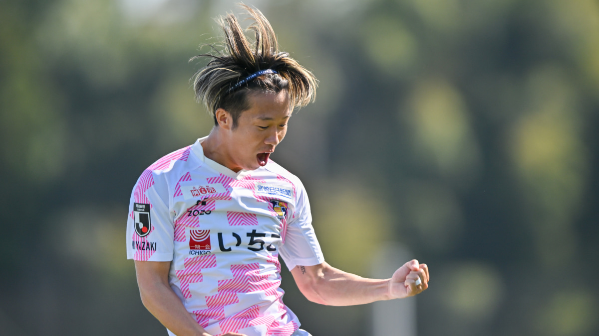 鮮やかな一撃！ テゲバジャーロ宮崎の10番・井上怜のゴールが圧巻！ 2試合ぶりの白星に導く追加点