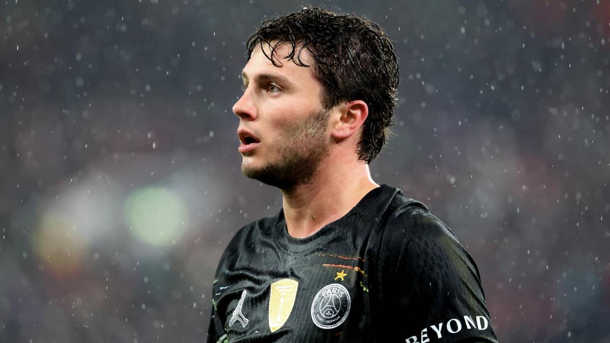 倒されても奪えない！？ PSGジョアン・ネヴェス、異次元キープに騒然…欧州CL公式が投稿