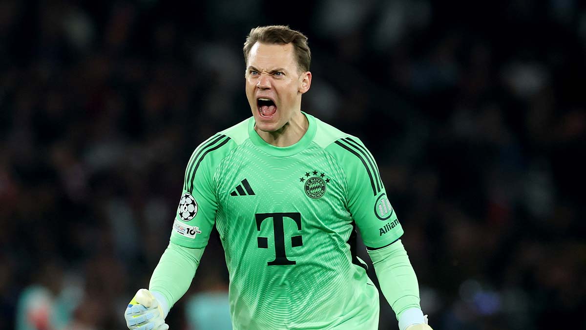 要求を拒否。バイエルンGK、ボールパーソンに対する対処法が話題。困惑の表情も…PSG戦での一幕【欧州CL】