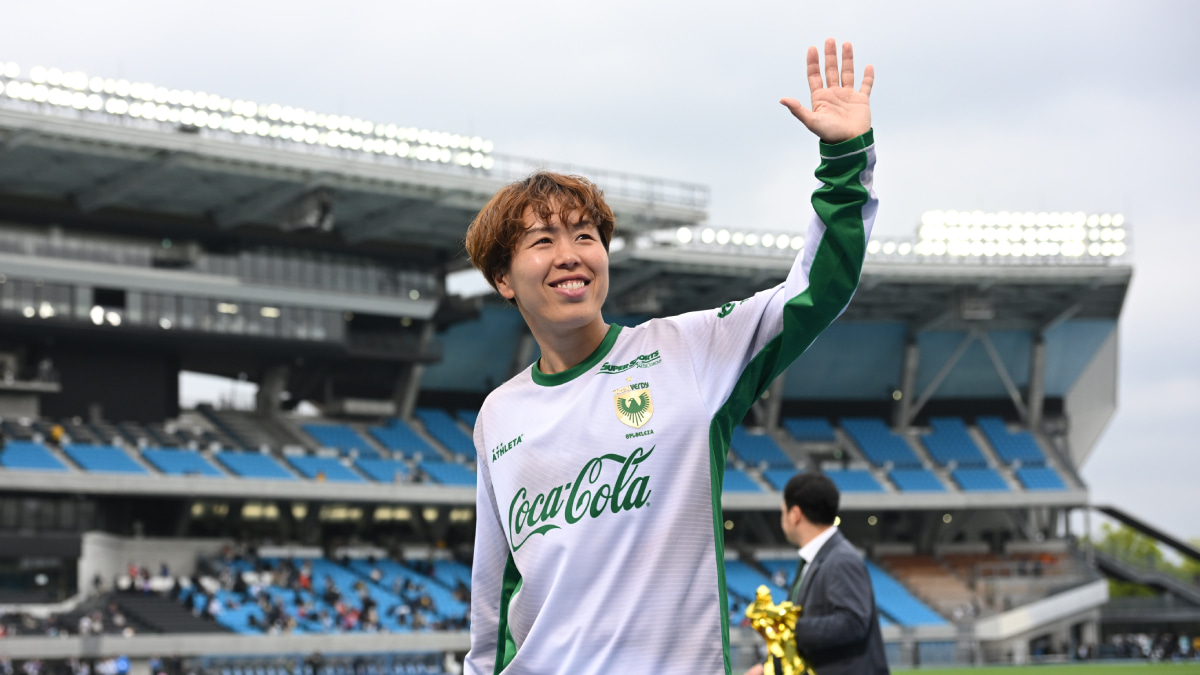 日テレ・東京ヴェルディベレーザ 岩清水梓