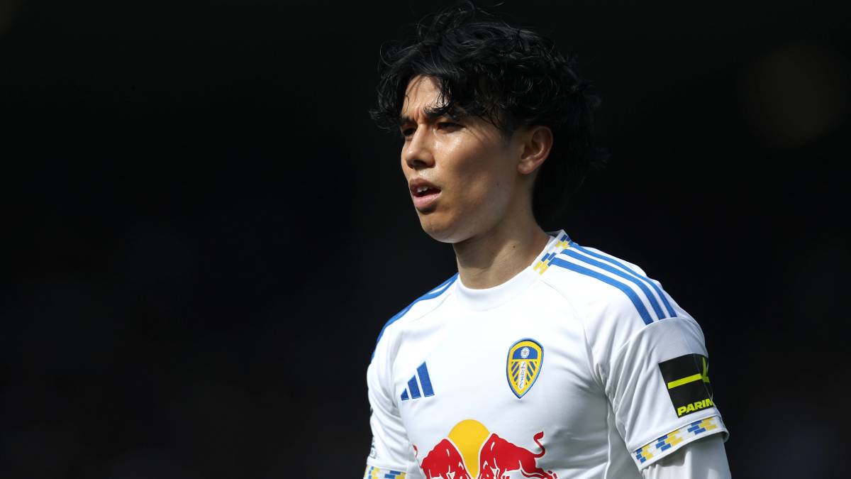 リーズMF田中碧