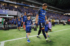 ガンバ大阪チャリティーシャツ