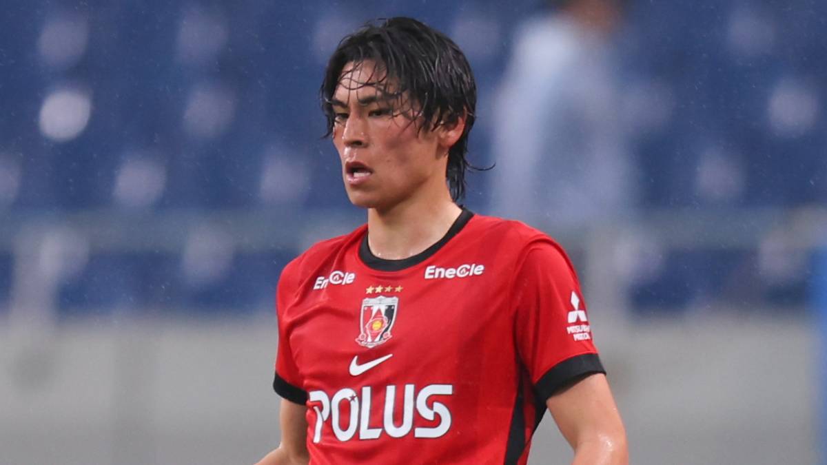 古巣相手に強烈な一撃炸裂！ 小森飛絢のゴールが凄すぎる…途中出場から浦和レッズを勝利に導く追加点