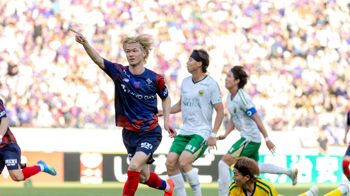 トラップもシュートも凄い！ FC東京の長倉幹樹のゴールが鮮やか！ 東京ヴェルディとの“東京ダービー”を制す決勝弾