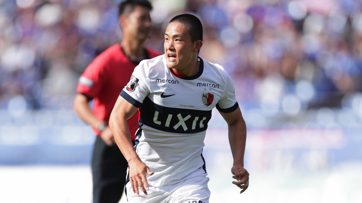 鈴木優磨も認める“ギラつく目”。鹿島アントラーズ、吉田湊海が挑む強力攻撃陣との競争。「自分はゴールを取るのが武器」【コラム】