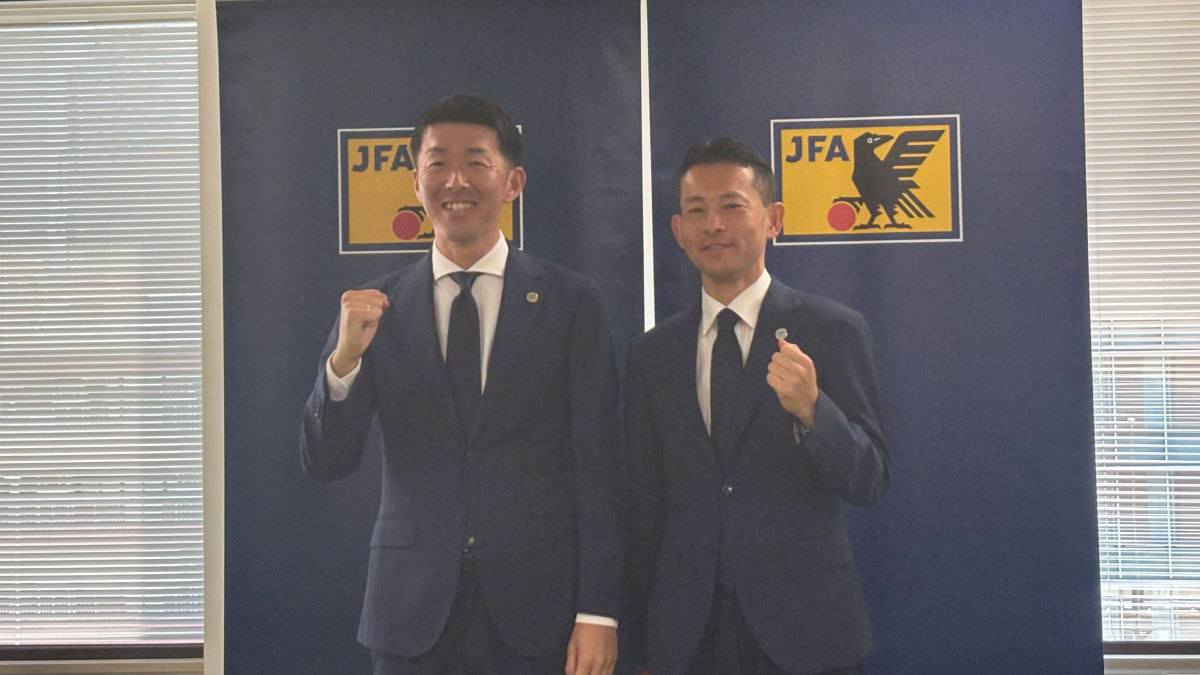 「日本サッカーの価値を上げるために…」北中米W杯に派遣される荒木友輔氏と三原純氏が語った覚悟。「安堵の部分は正直…」