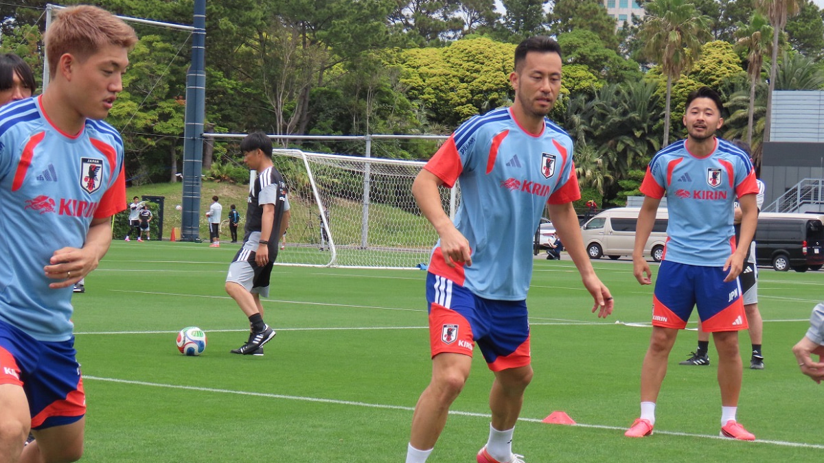 サッカー日本代表、吉田麻也