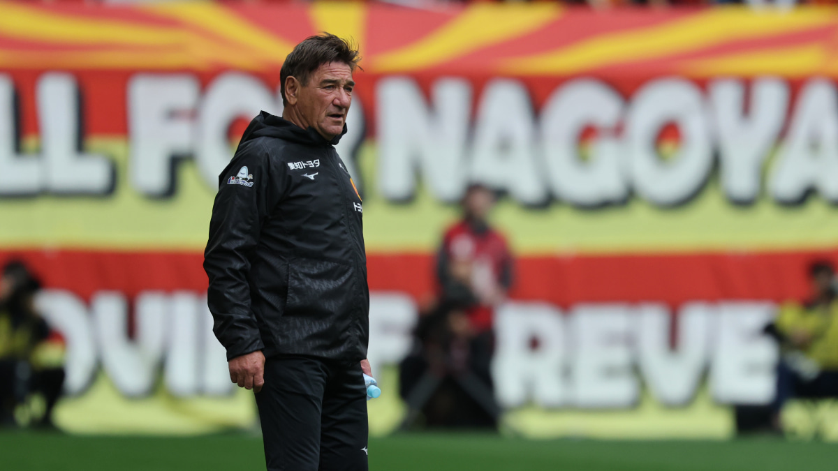 名古屋グランパス　ミハイロ・ペトロヴィッチ監督