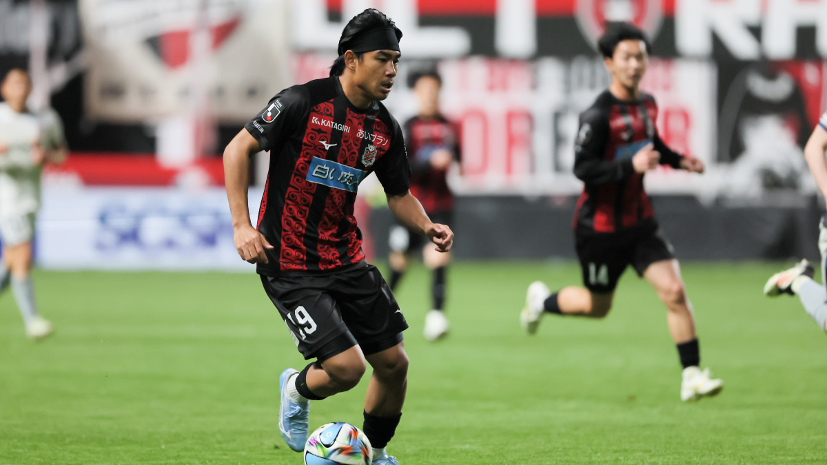 北海道コンサドーレ札幌　ティラパット・プルートン