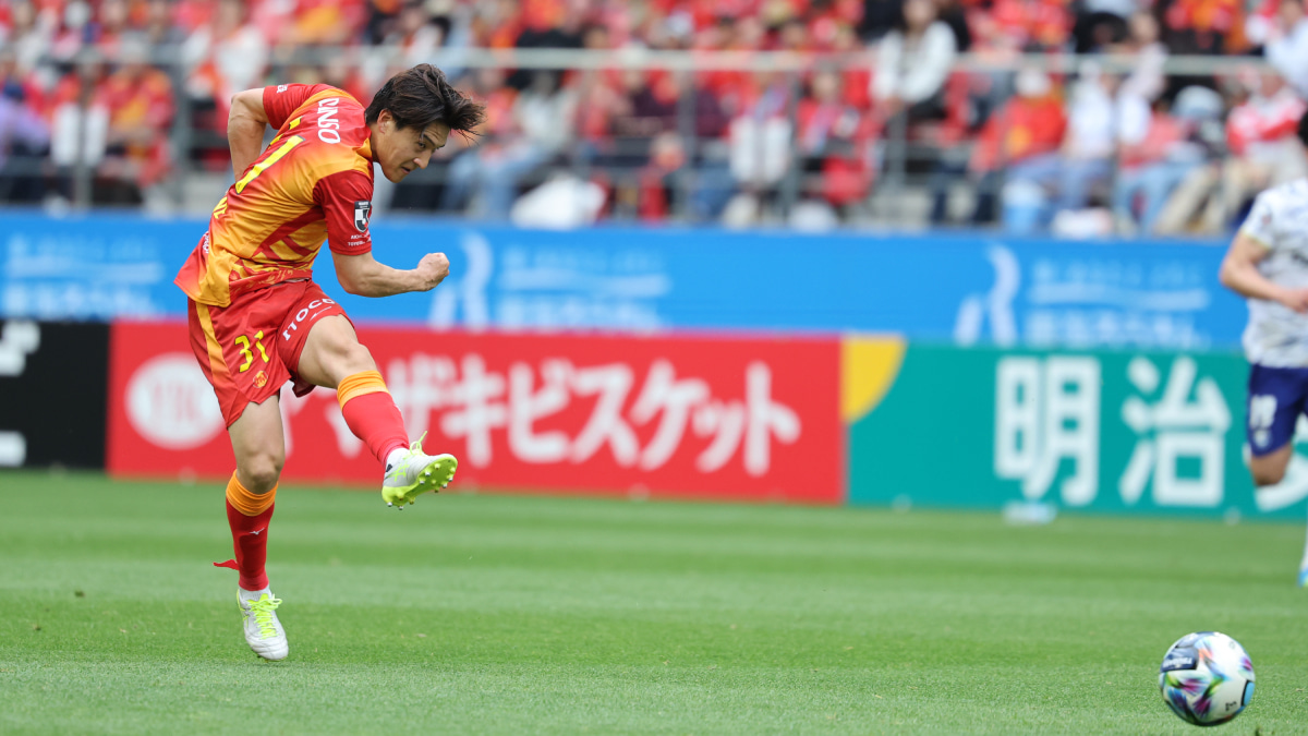 名古屋グランパス　高嶺朋樹