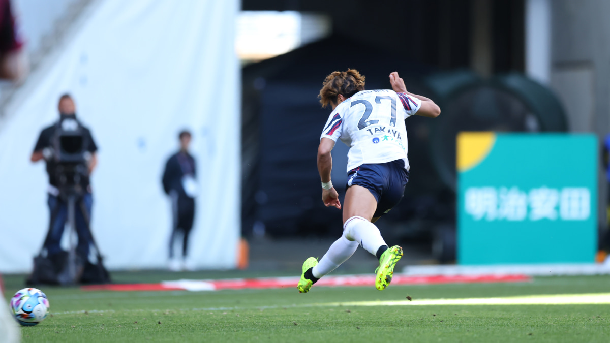 ヴィッセル神戸戦で3点目のゴールを決めるファジアーノ岡山　木村太哉