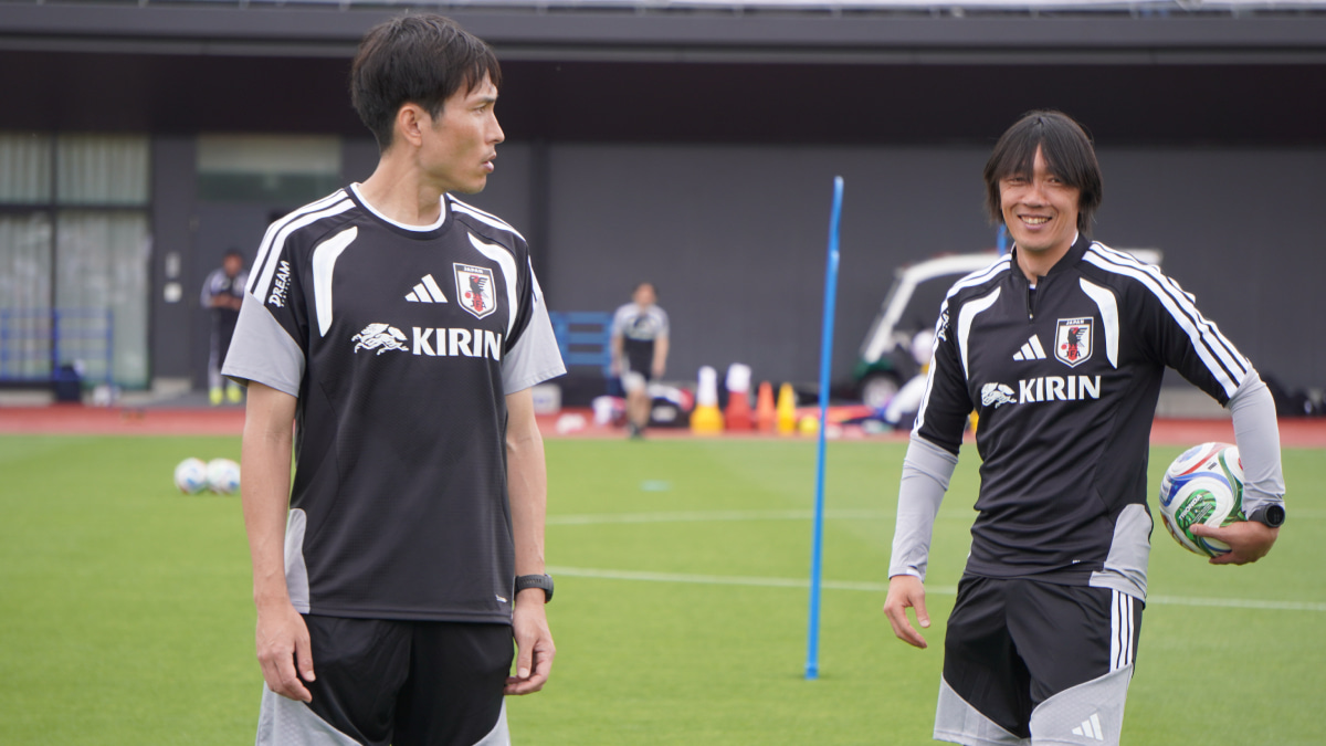前田遼一コーチ&中村俊輔コーチ