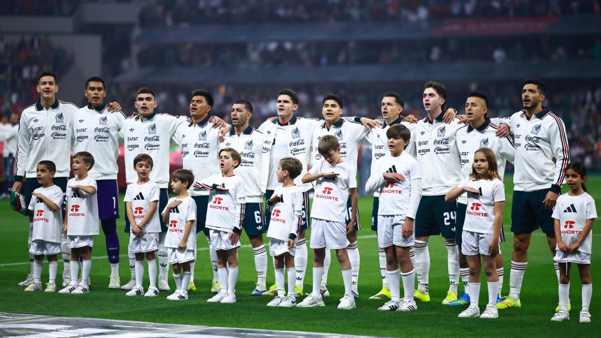 メキシコ代表、北中米W杯に向けた新3rdユニフォームは黒を基調とした一枚。3度目のW杯開催国を称えるユニは「誇り」がコンセプト