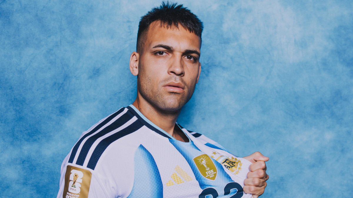 【W杯ベスト4】 アルゼンチン代表 ユニフォーム アルゼンチン代表の最新ユニフォームがかっこいい！ 世界王者ならでは