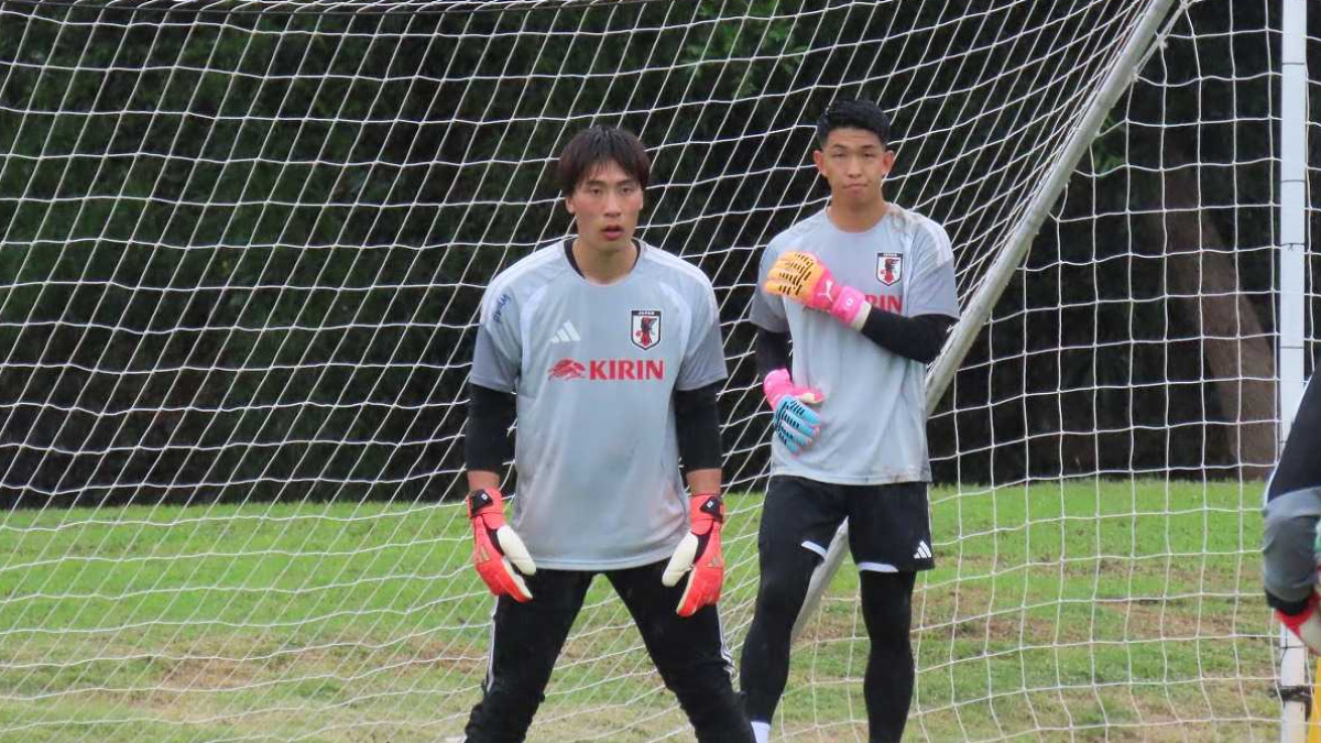 サッカー日本代表　大迫敬介　早川友基