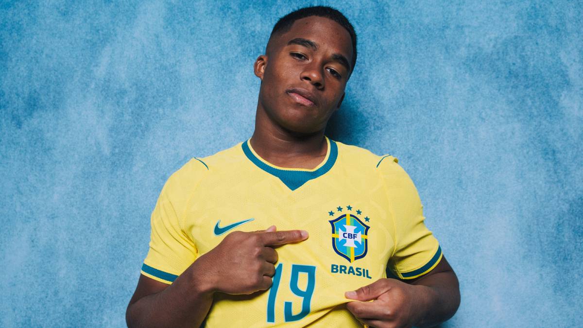 ブラジル代表FWエンドリッキ、W杯でニューバランスの新作スパイクを