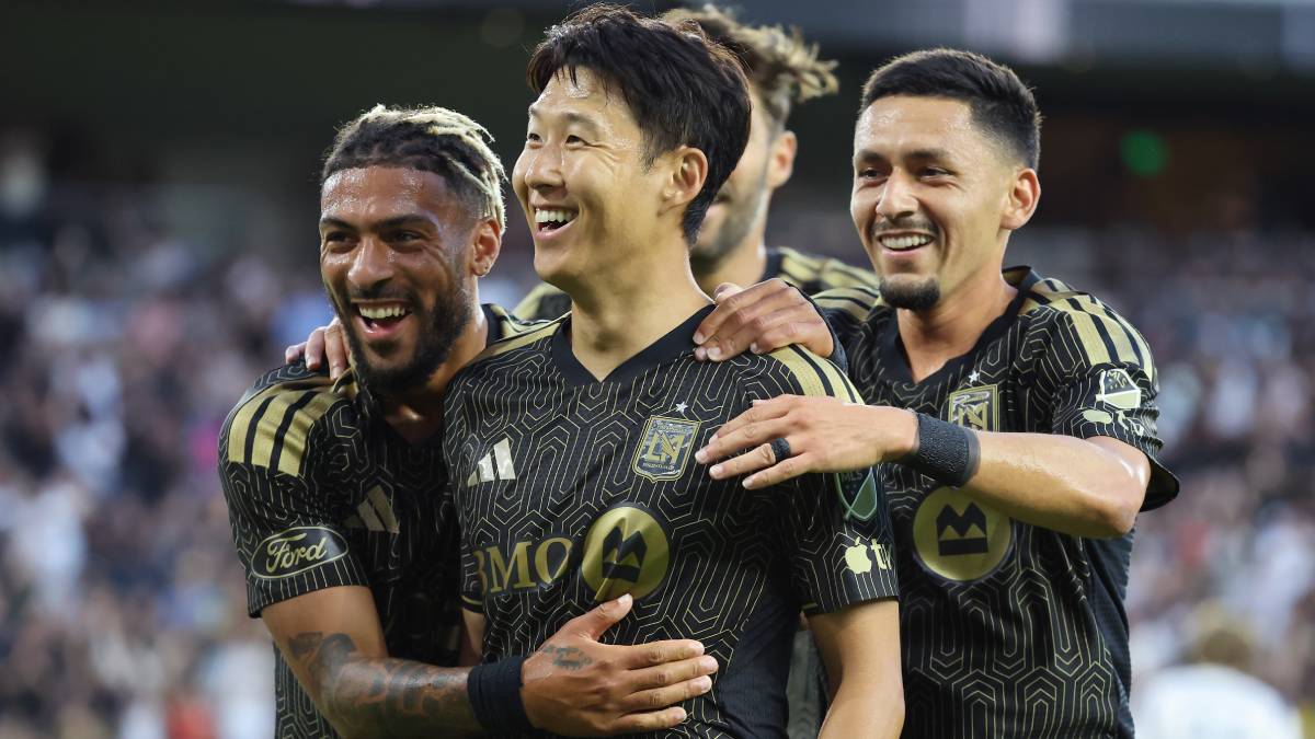 韓国代表FWソン・フンミン、失意のW杯から完全復活？ 1G1Aの大活躍