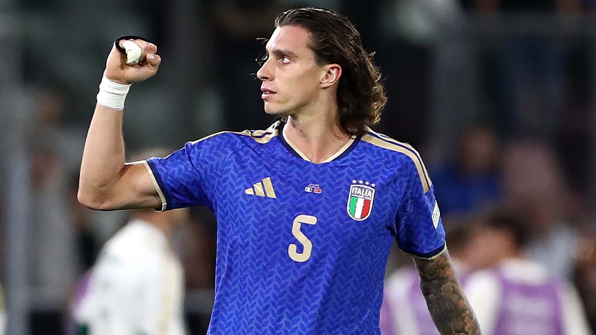 打点が高すぎる！ DFリッカルド・カラフィオーリがイタリア代表初