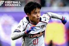 広島戦でJ1リーグデビューを果たしたFC東京の久保建英